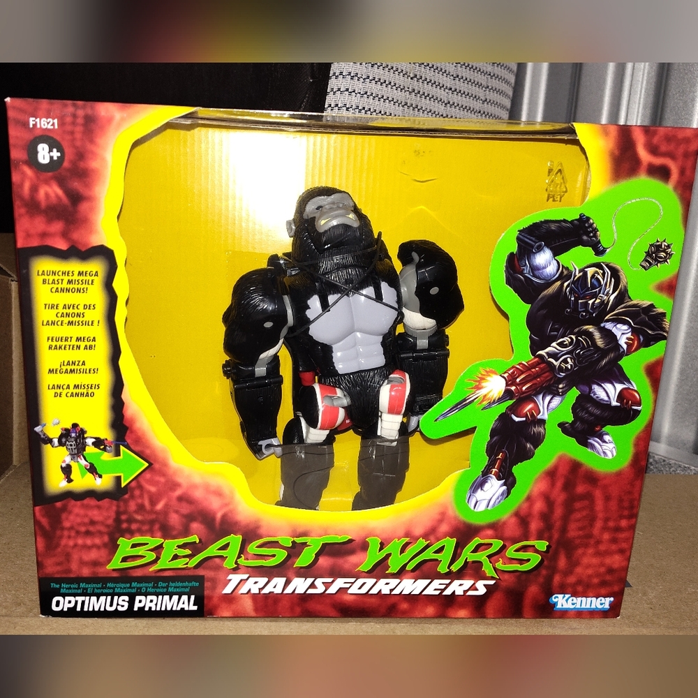 Transformers Beast Wars Optimus Primal figure.